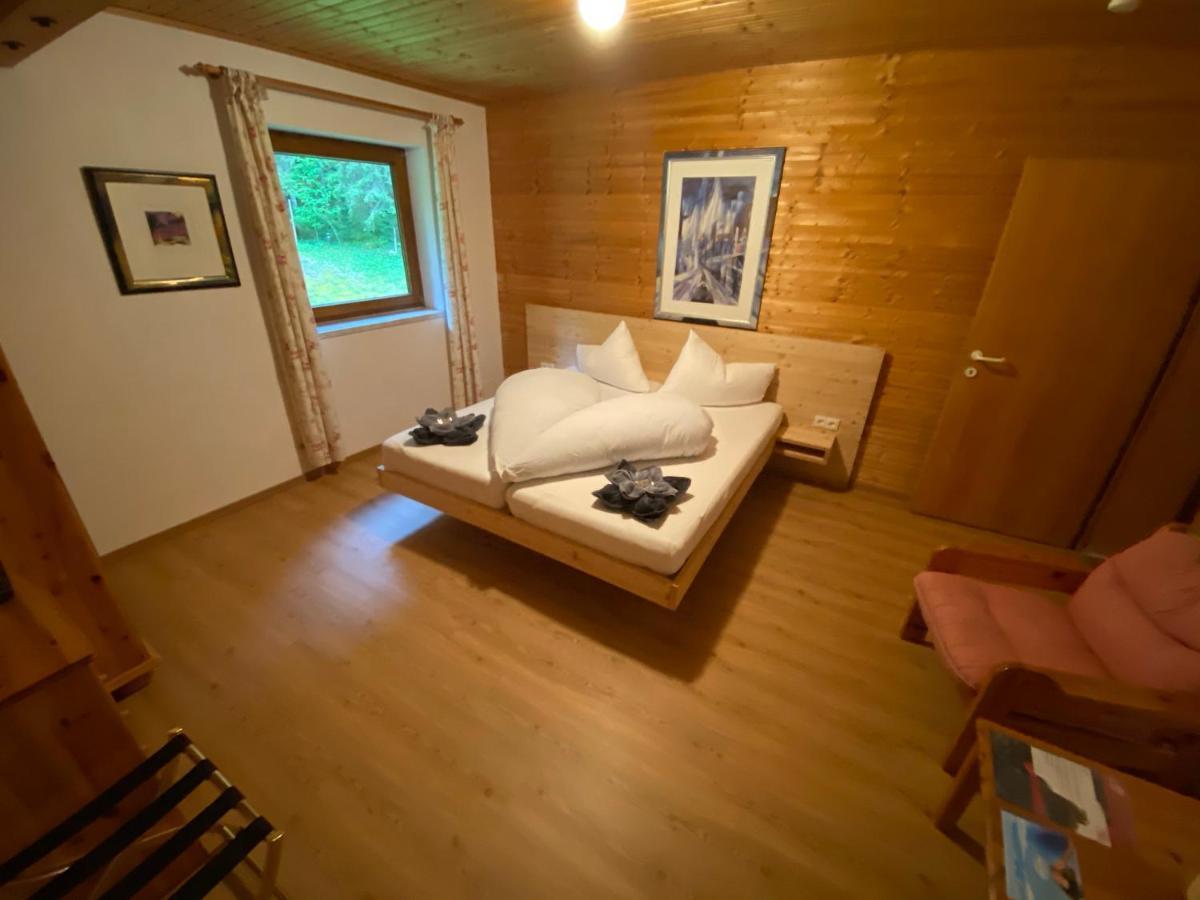 Baerenwirt Apartment Mittenwald Exterior photo