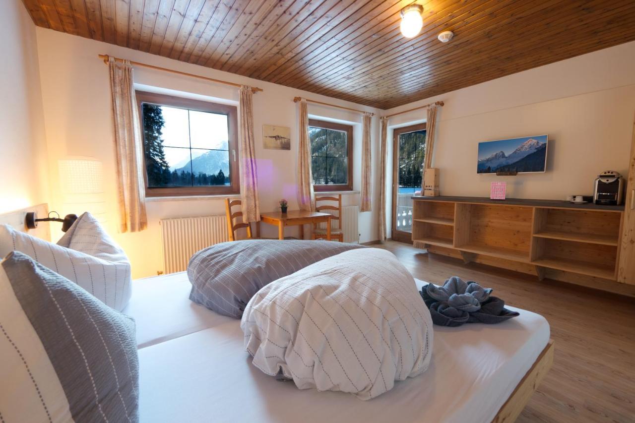 Baerenwirt Apartment Mittenwald Exterior photo
