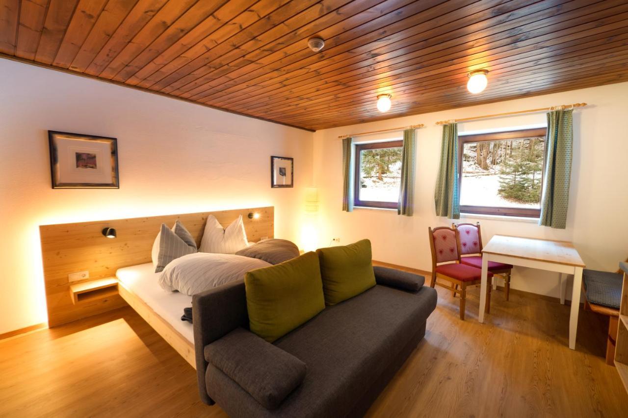 Baerenwirt Apartment Mittenwald Exterior photo