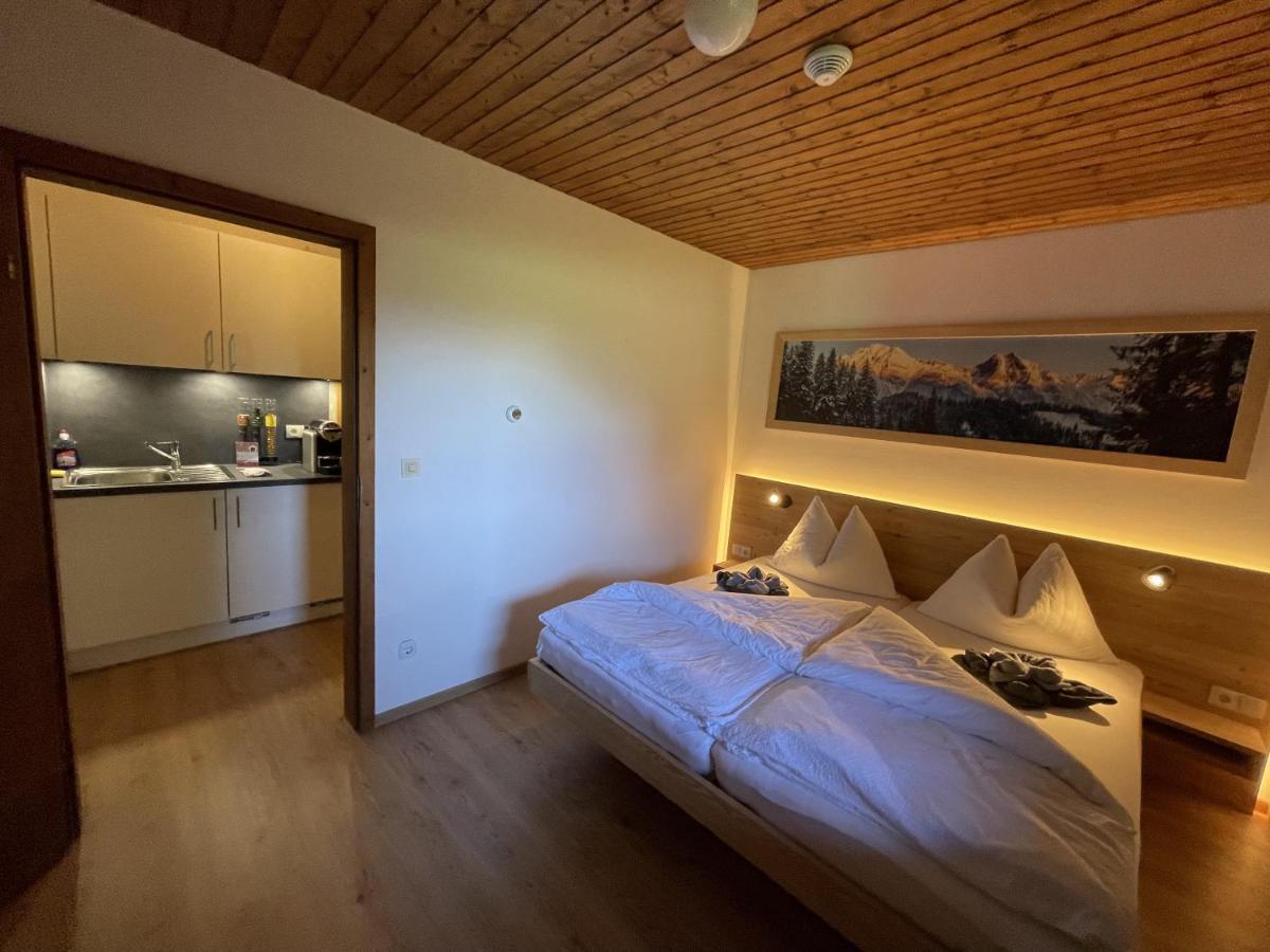 Baerenwirt Apartment Mittenwald Exterior photo
