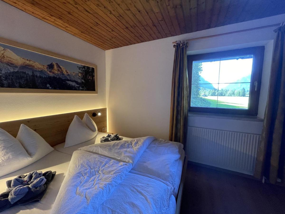 Baerenwirt Apartment Mittenwald Exterior photo